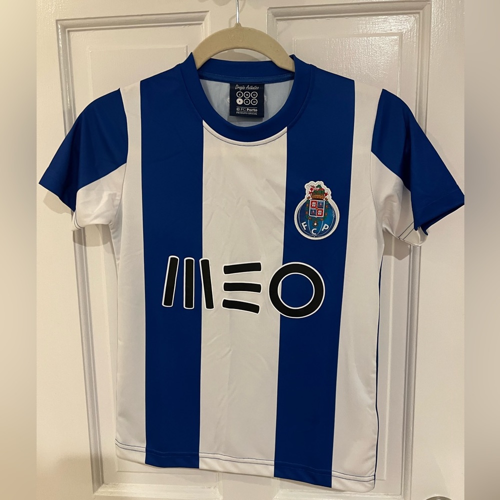 FC Porto Youth Jersey (Size 8)